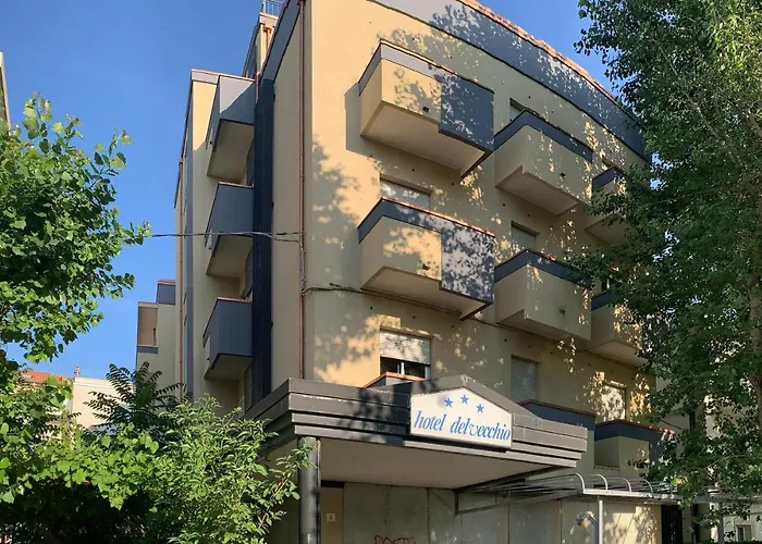 Отель Del Vecchio