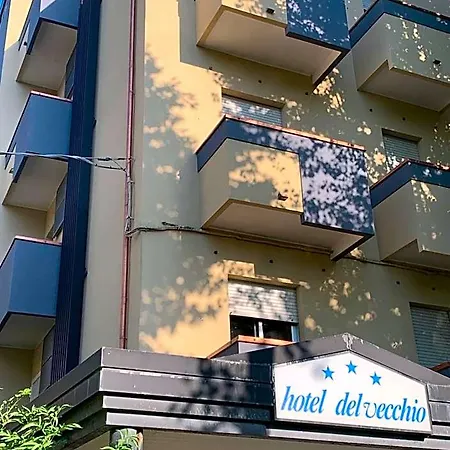 Hotel Del Vecchio 3*