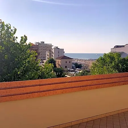 Del Vecchio 3*