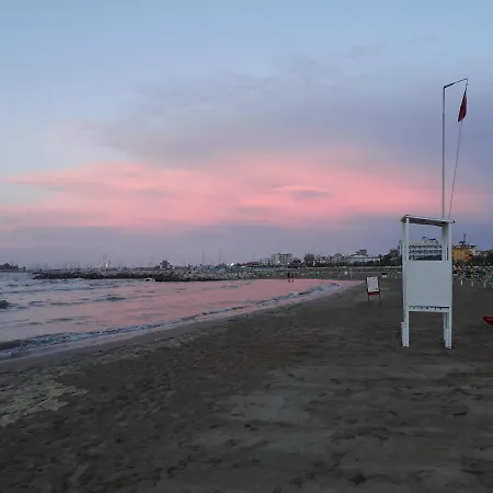 Del Vecchio Otel Rimini