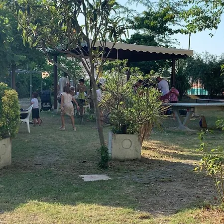 Del Vecchio מלון רימיני