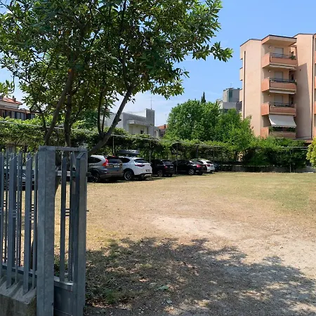 Del Vecchio 3*