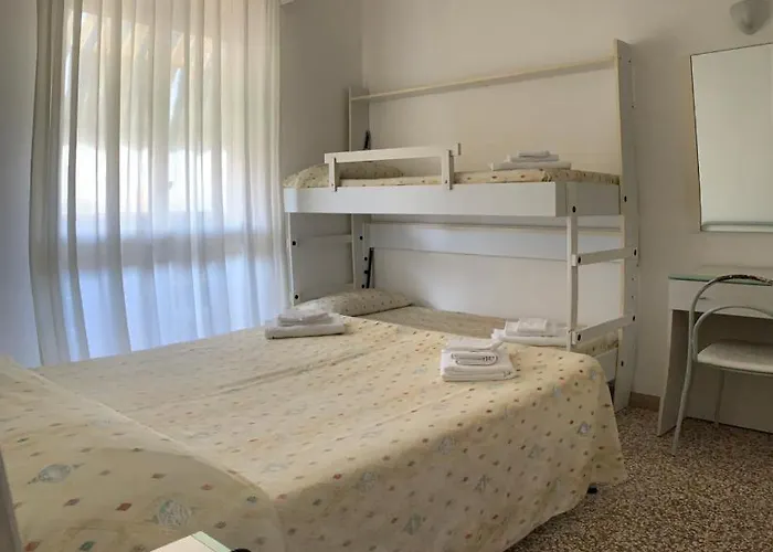Del Vecchio 3*