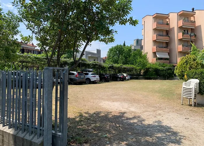 Del Vecchio 3*
